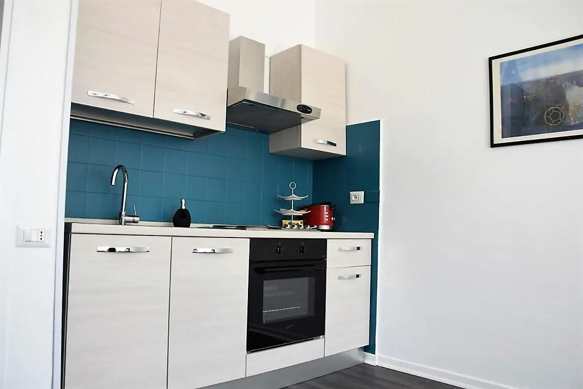 Accomodations Stazione Centrale Milano 0*,