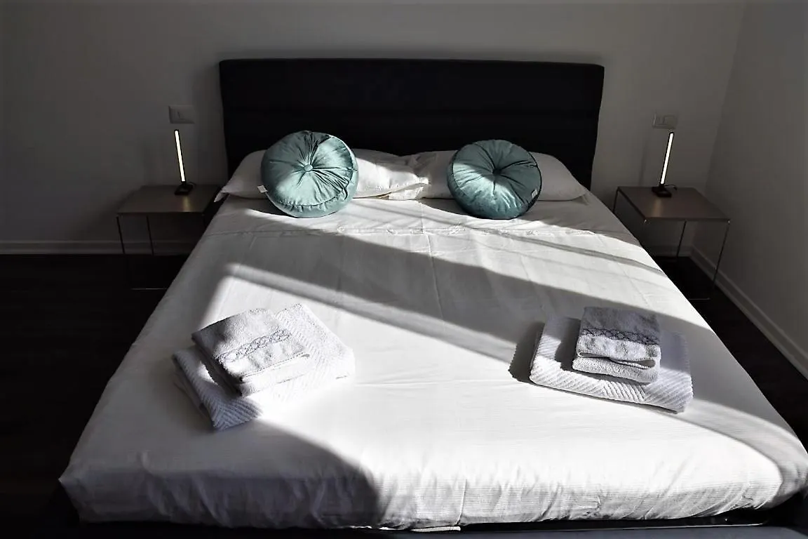 Accomodations Stazione Centrale Milano Italia